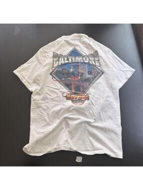 Hard Rock Cafe Baltimore Graphic T-Shirt Size Medium White